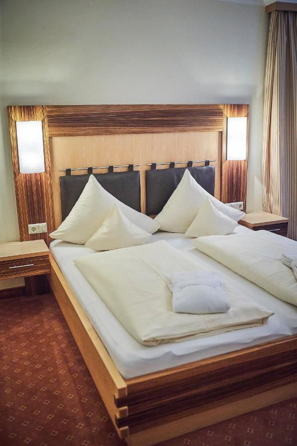 Hotel Hasenauer 4 Sterne Superior 萨尔巴赫 外观 照片