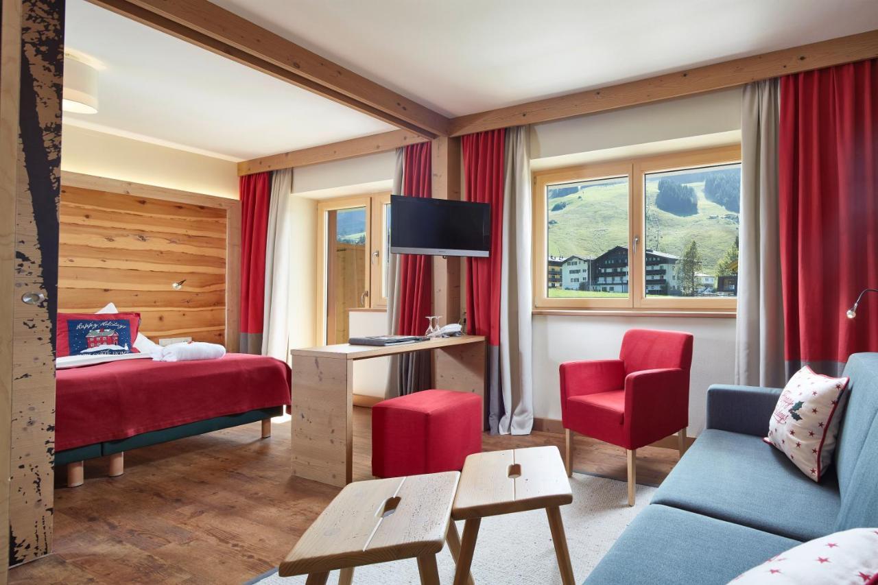 Hotel Hasenauer 4 Sterne Superior 萨尔巴赫 客房 照片