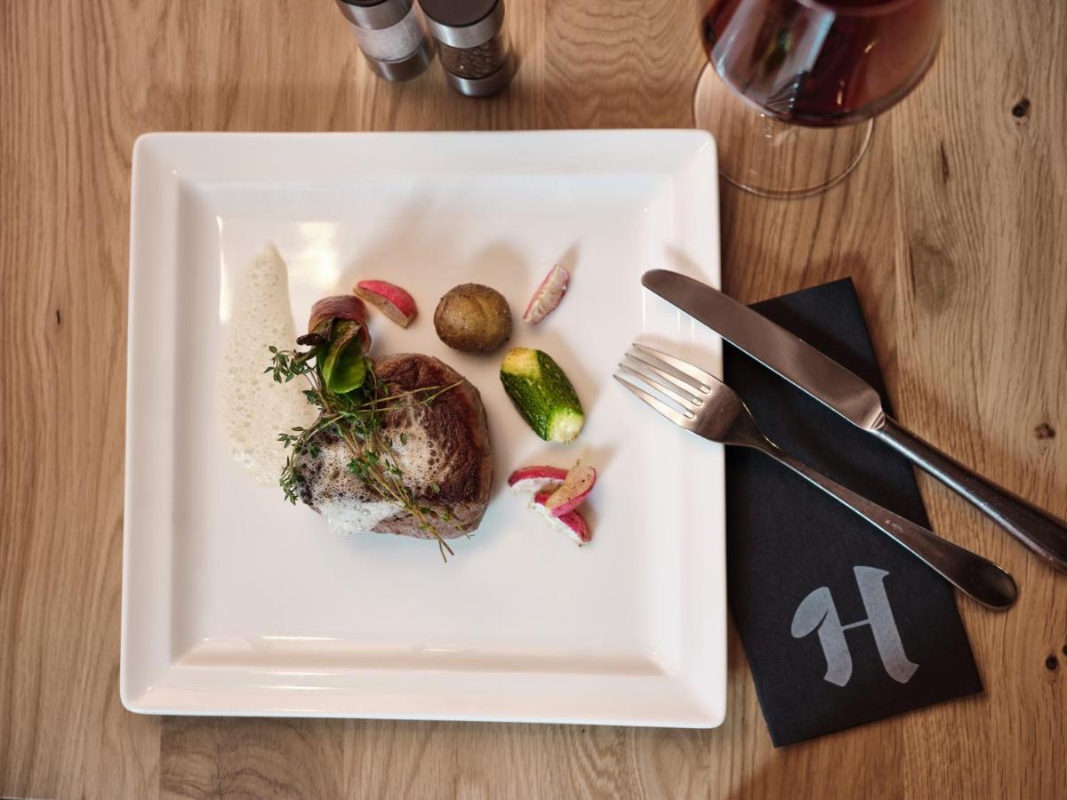 Hotel Hasenauer 4 Sterne Superior 萨尔巴赫 外观 照片