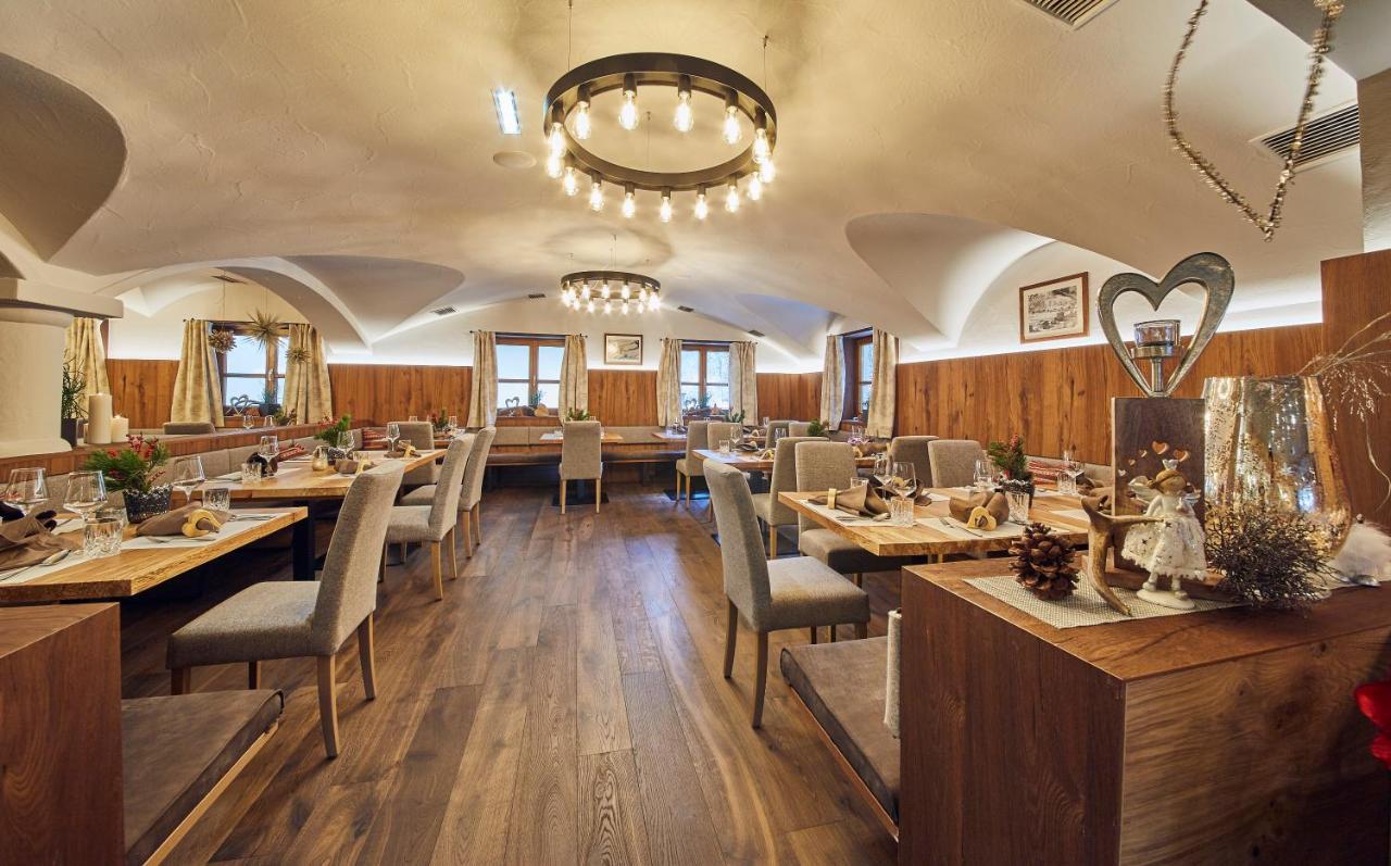 Hotel Hasenauer 4 Sterne Superior 萨尔巴赫 外观 照片